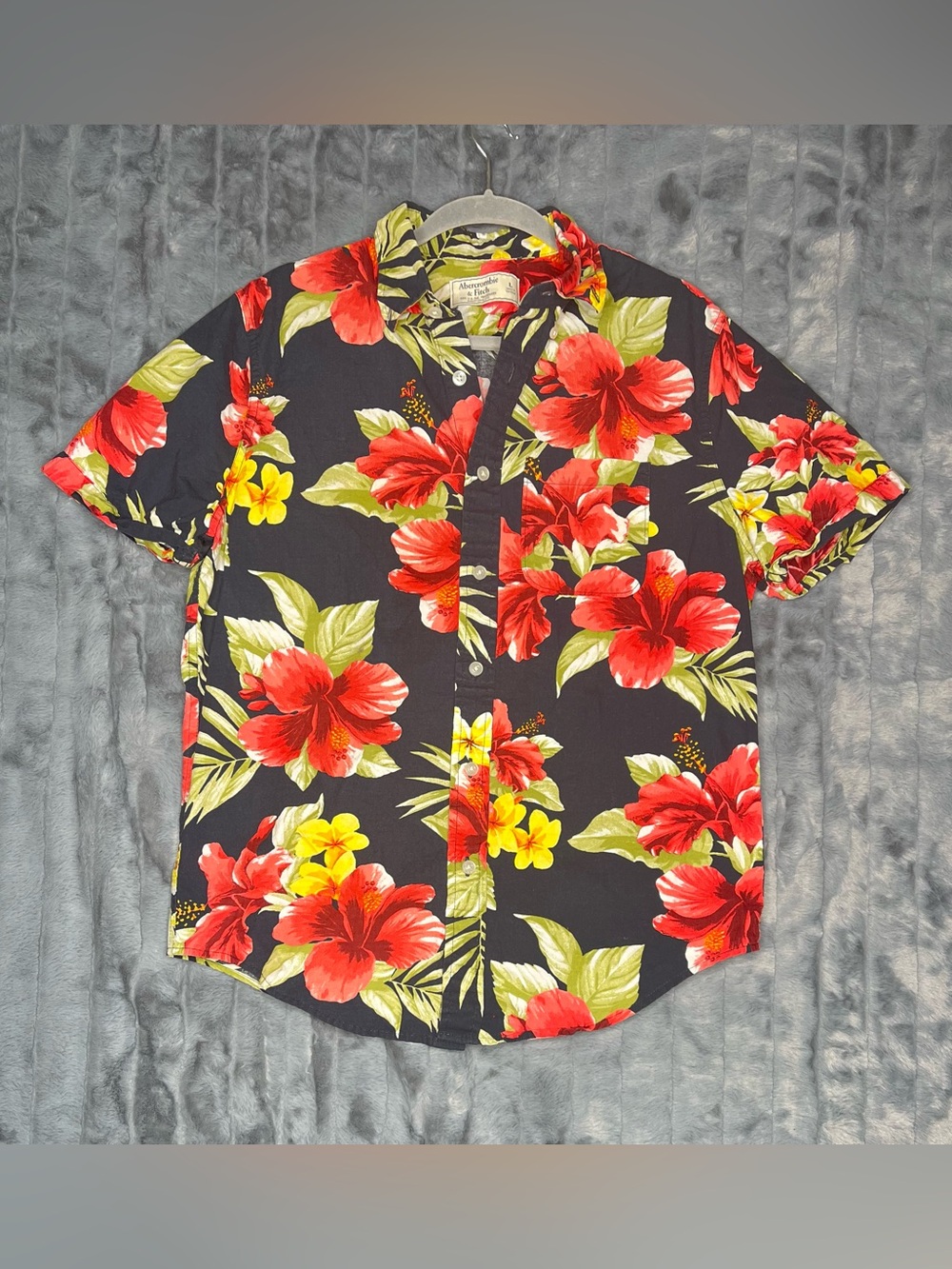 A&F Men’s L Hawaiian Floral Shirt 100% Cotton Tropical Hibiscus Aloha